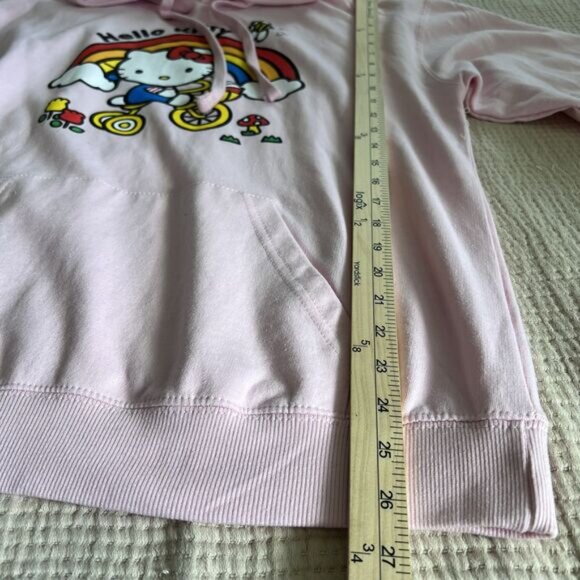 Hello Kitty Hoodie Womens Large Rainbow Graphic Pullover Sweatshirt Sanrio Cat - Picture 13 of 14